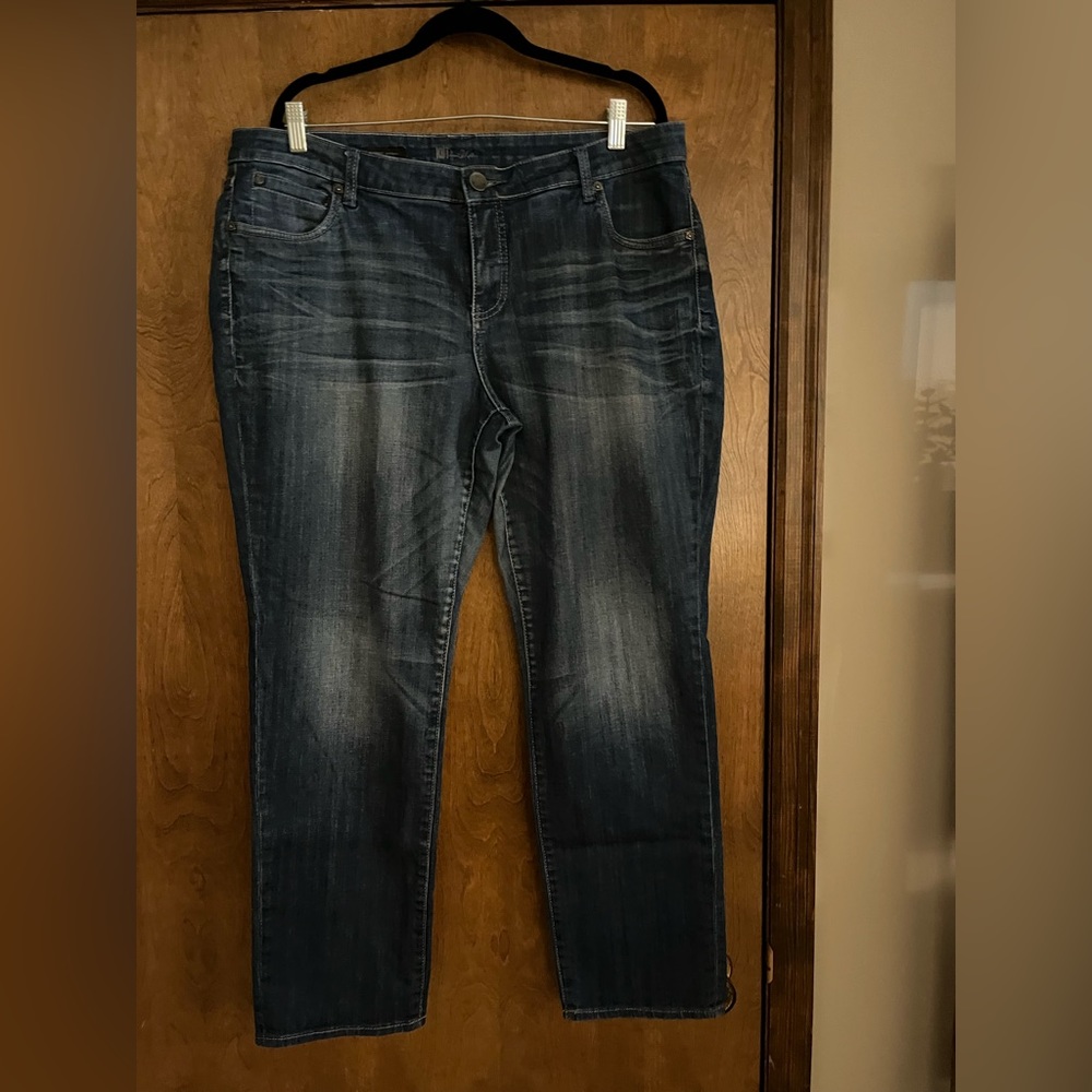 Kut from the Kluth, Catherine boyfriend size 16w